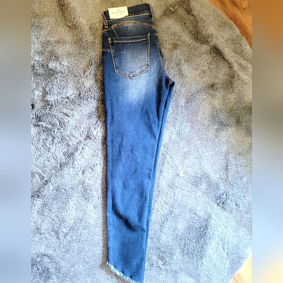 Juicy Couture Flaunt It Contour Skinny Jeans Size 2 - Picture 4 of 9
